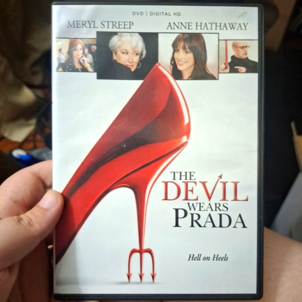 The devil wears prada dvd (2006)
